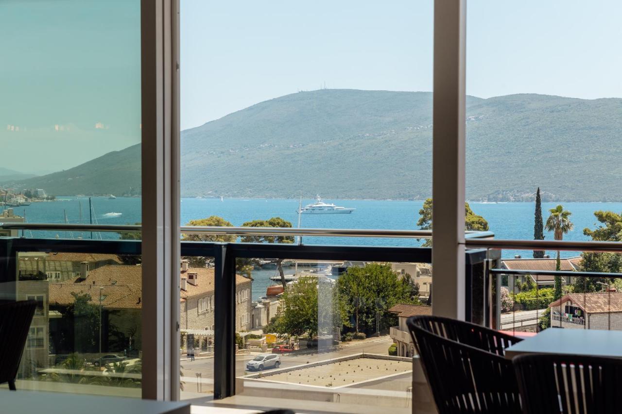 Centar Novi Hotell Herceg Novi Eksteriør bilde