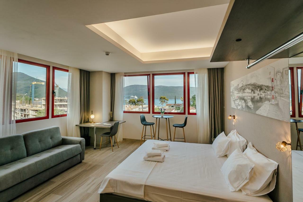 Centar Novi Hotell Herceg Novi Eksteriør bilde